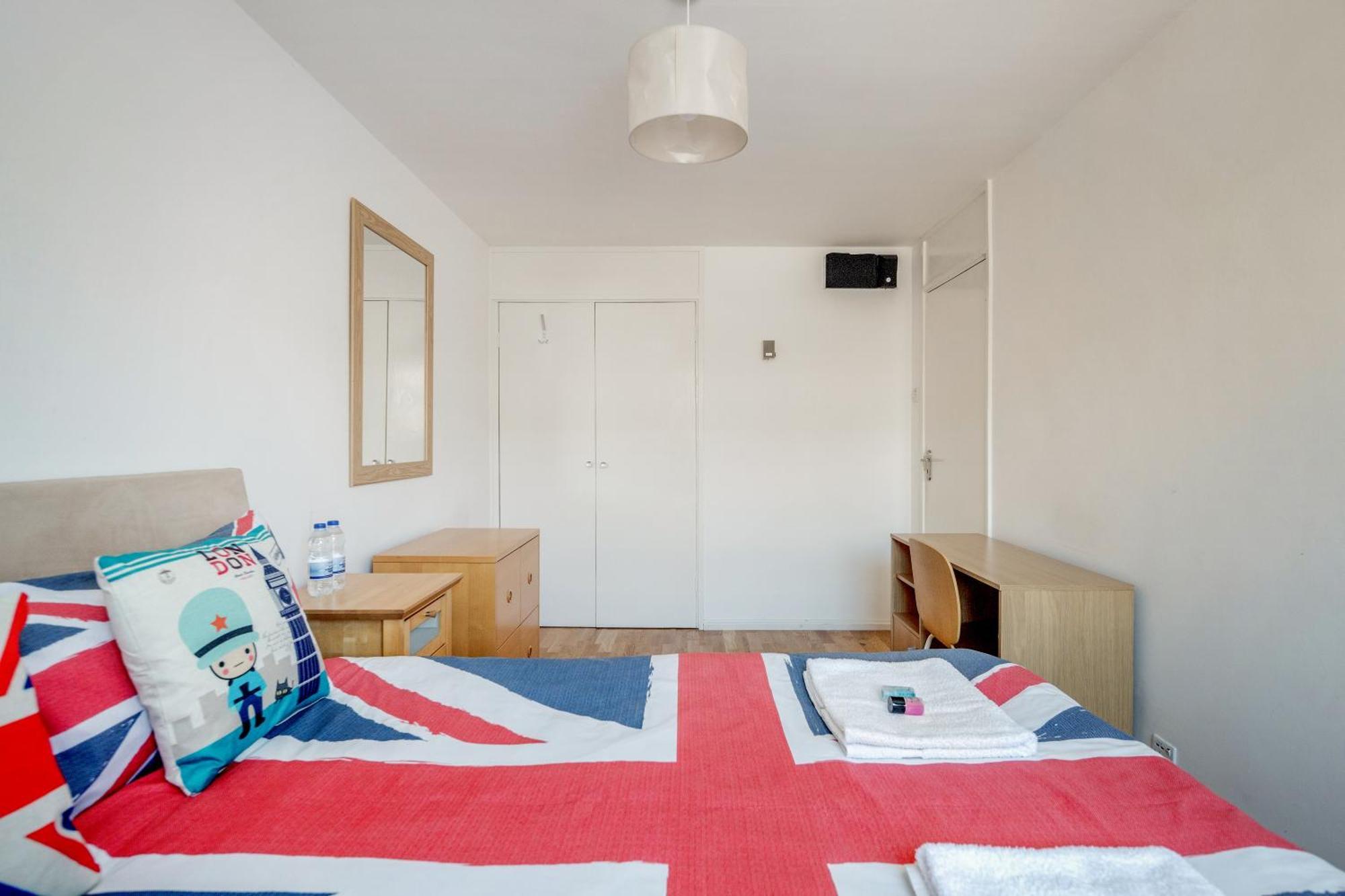 4-Bedroom Flat Near Bigben,Parliament & London Eye Exterior photo