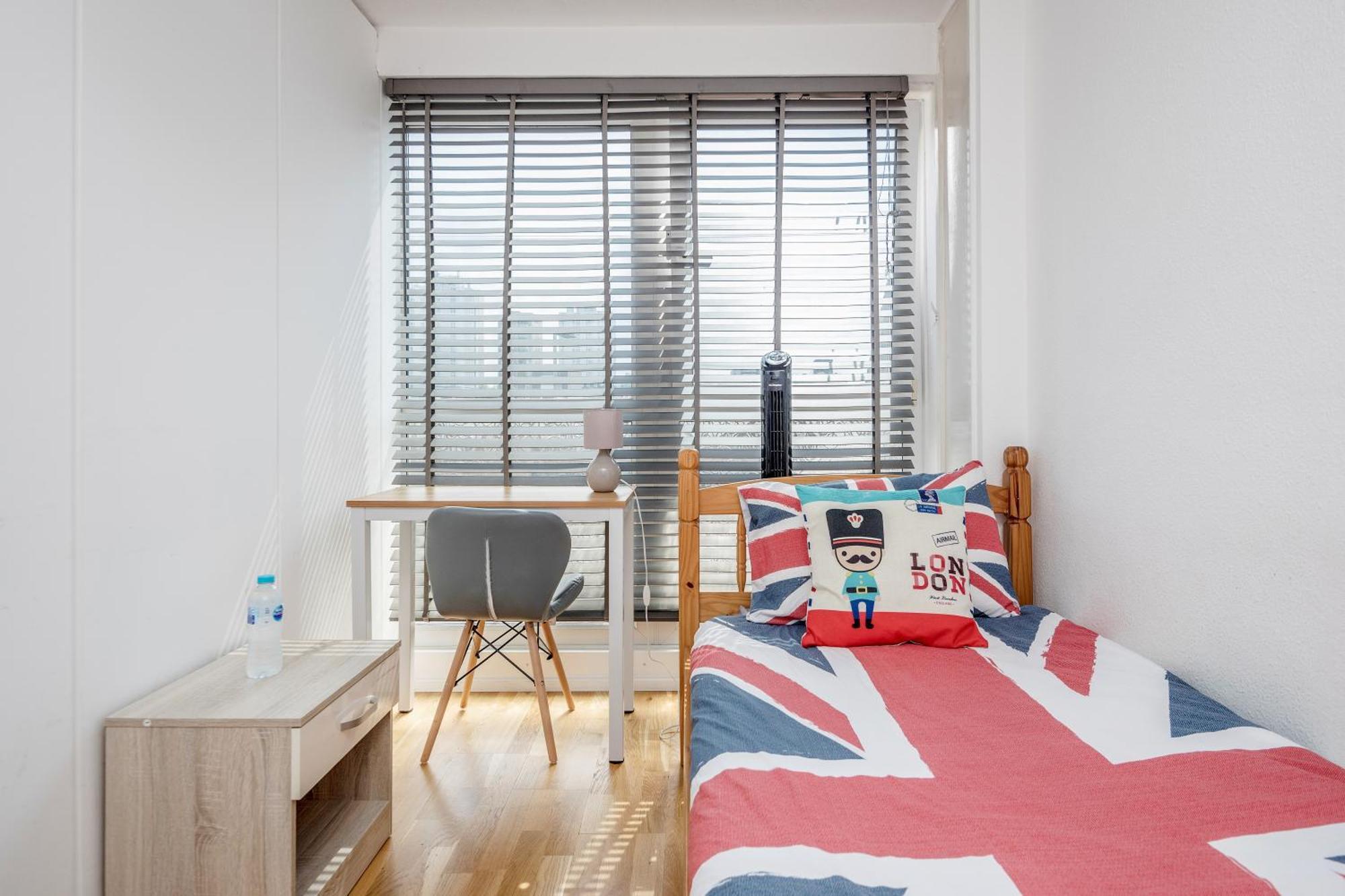 4-Bedroom Flat Near Bigben,Parliament & London Eye Exterior photo