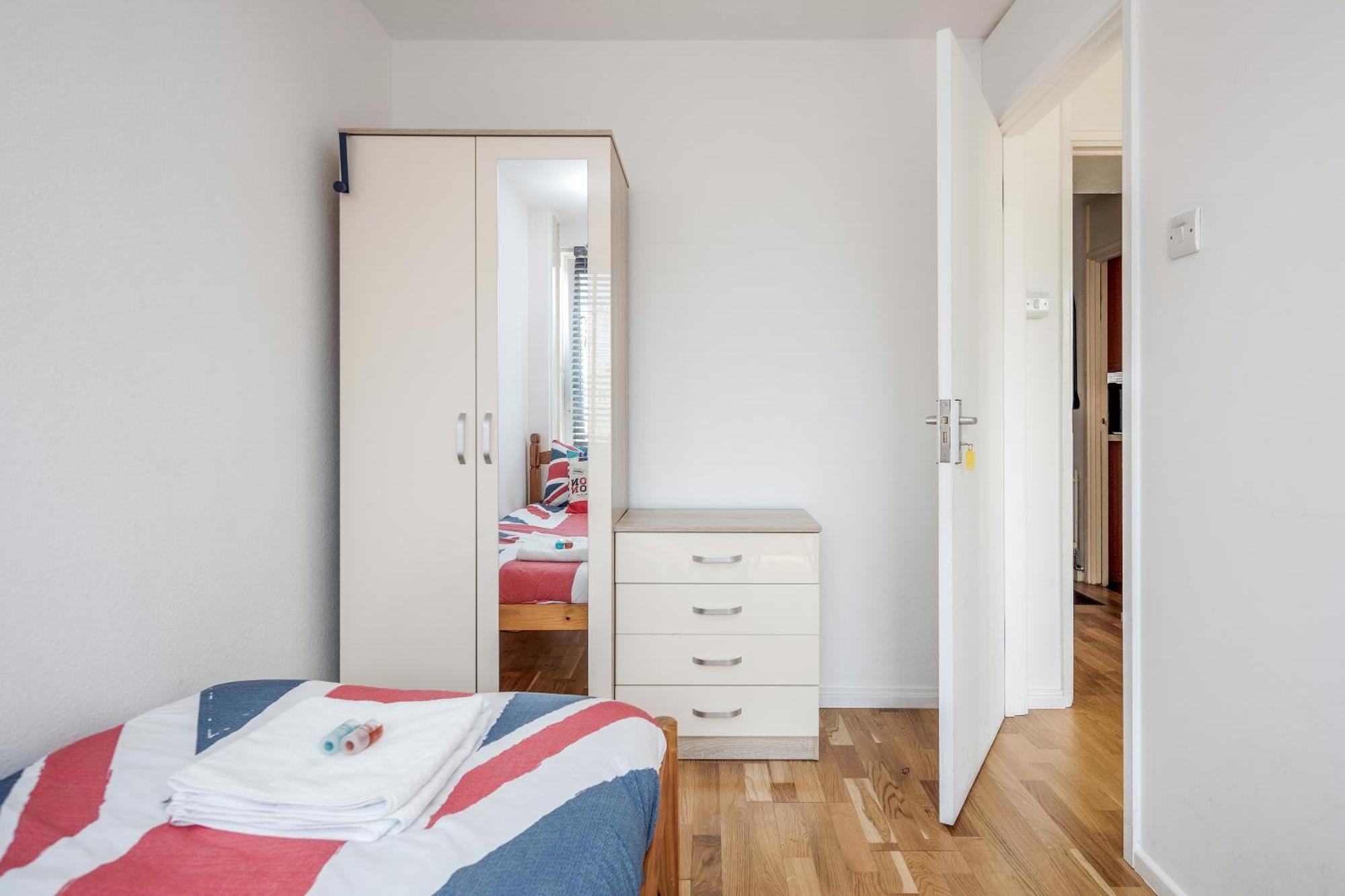 4-Bedroom Flat Near Bigben,Parliament & London Eye Exterior photo